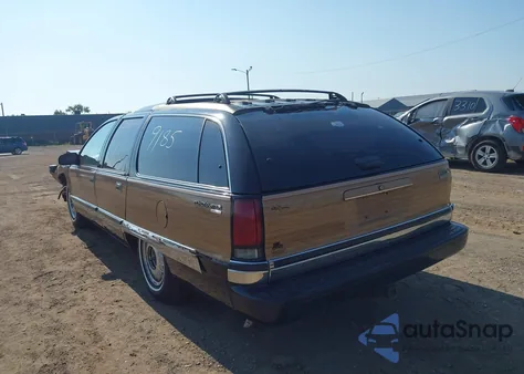 1996 Buick Roadmaster Limited из США, поврежденный, VIN 1G4BR82P6TR409185